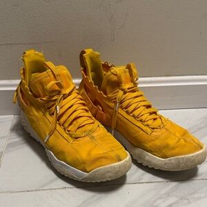 Jordan High-Top Sneakers in Yellow